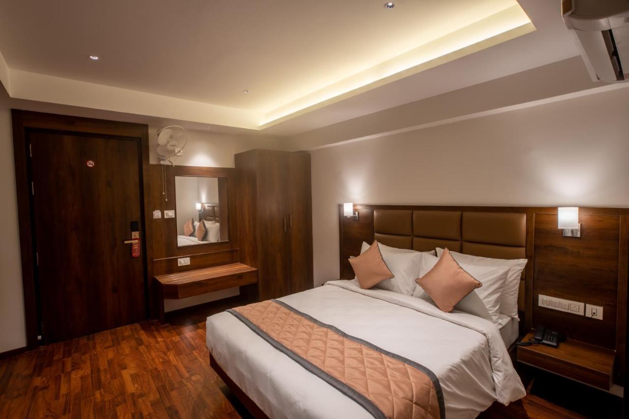 Golden Fortune Inn Hotel Bangalore Esterno foto