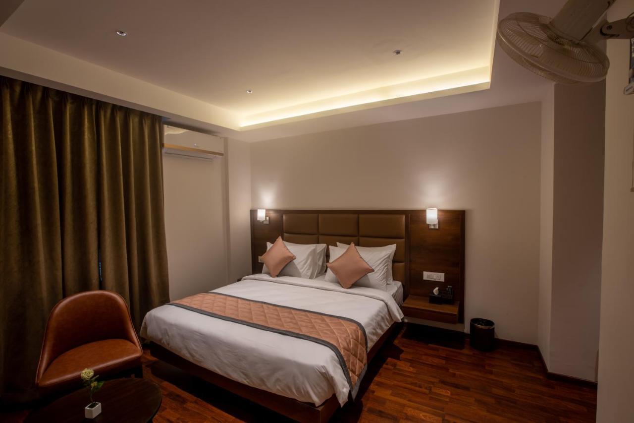Golden Fortune Inn Hotel Bangalore Esterno foto