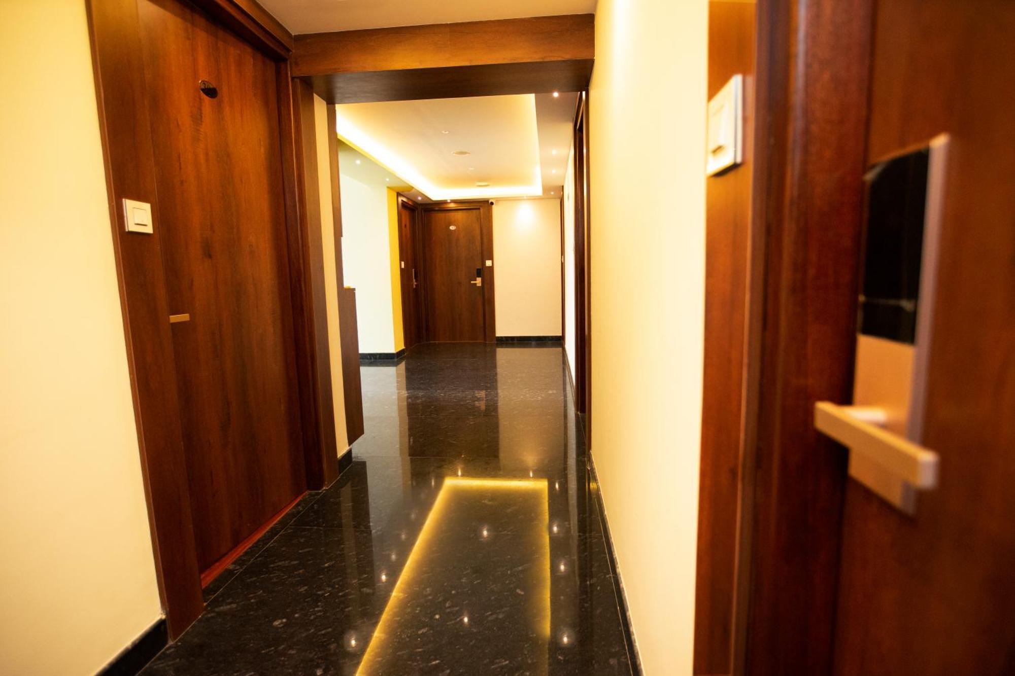Golden Fortune Inn Hotel Bangalore Esterno foto