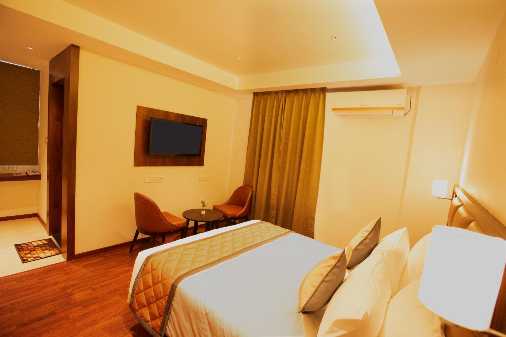 Golden Fortune Inn Hotel Bangalore Esterno foto
